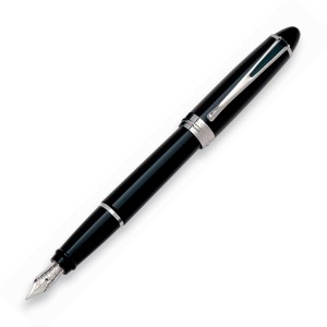 Aurora Ιpsilon Deluxe Black Fountain Pen B12-C