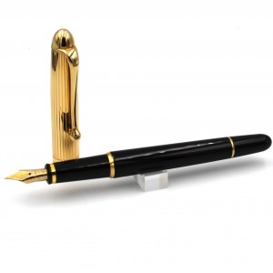 Aurora 88 Slim Black Solid Gold Cap Fountain Pen