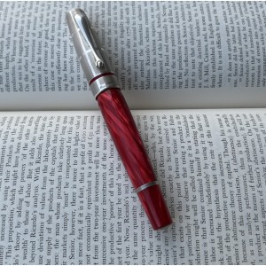 Montegrappa Miya Red Celluloid Silver Cap Fountain Pen (Pre-Owned)