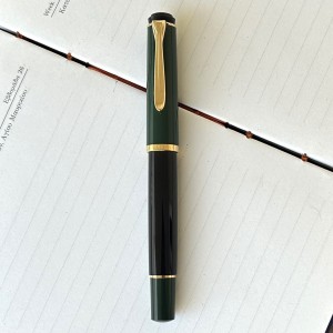Pelikan Souverän M250 Black Green Fountain Pen