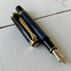 Preowned Pelikan Souverän M800 Black Blue Πένα