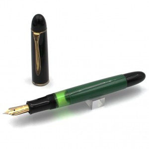 Preowned Pelikan 120 Black Green Fountain Pen 1950s