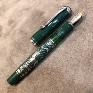Pelikan M915 Hunting Limited Edition Fountain Pen