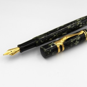 Preowned Visconti Ragtime II Green Celluloid Fountain Pen